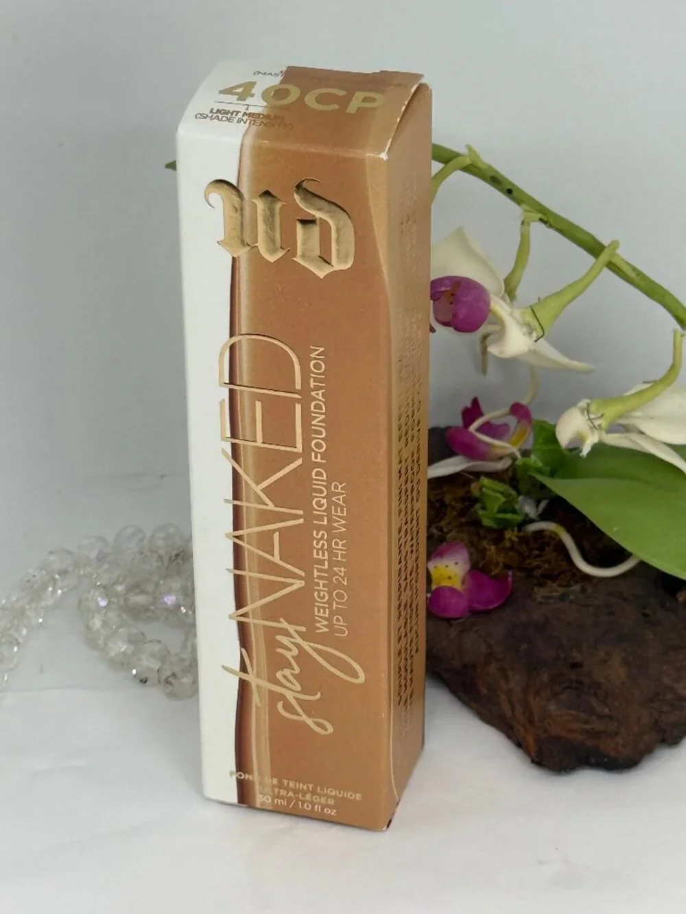 Urban Decay Stay Naked Weightless Liquid Foundation - 40CP - 1 fl oz -New in Box